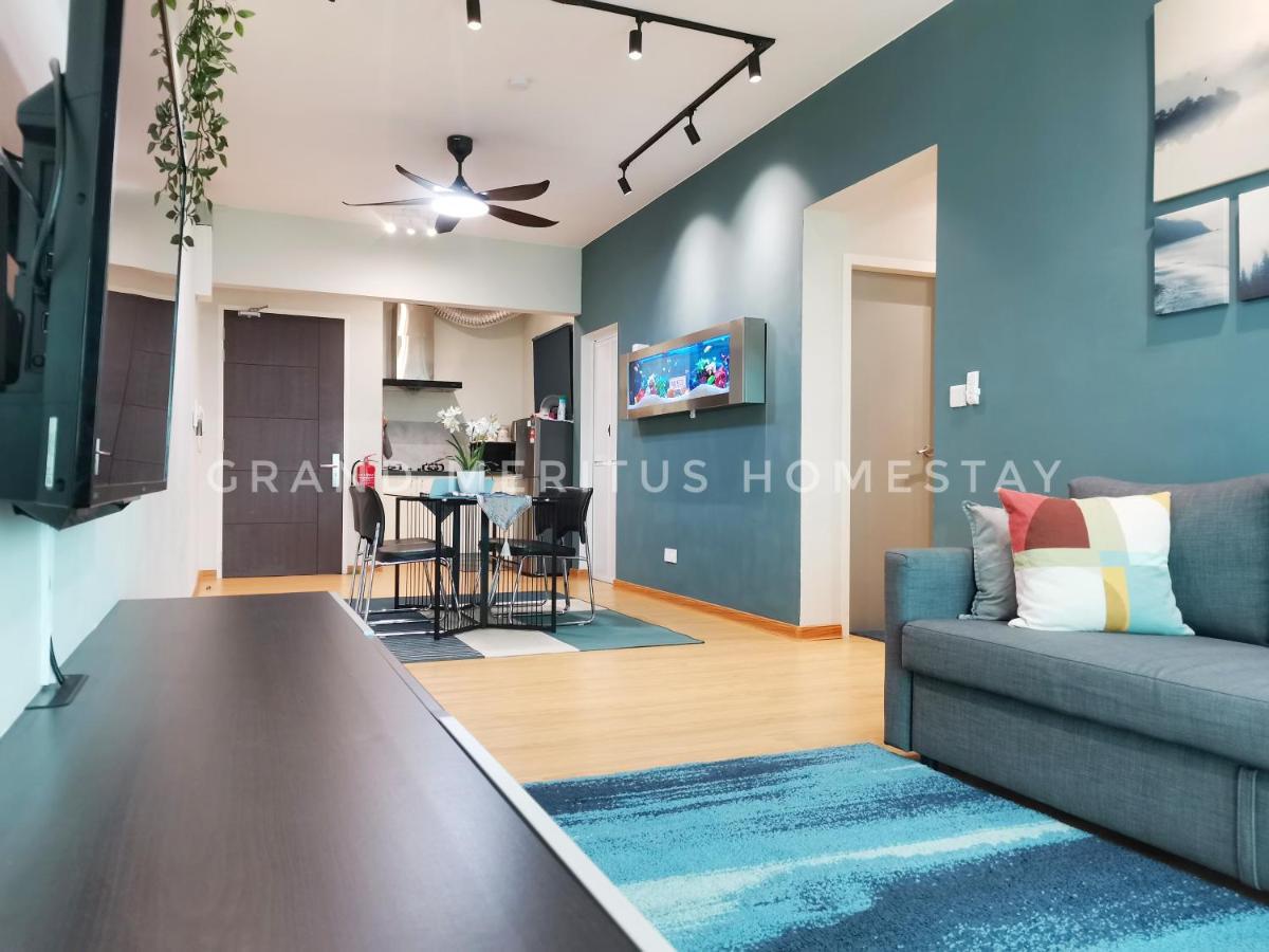 Grand Meritus Homestay @Penang Перай Экстерьер фото