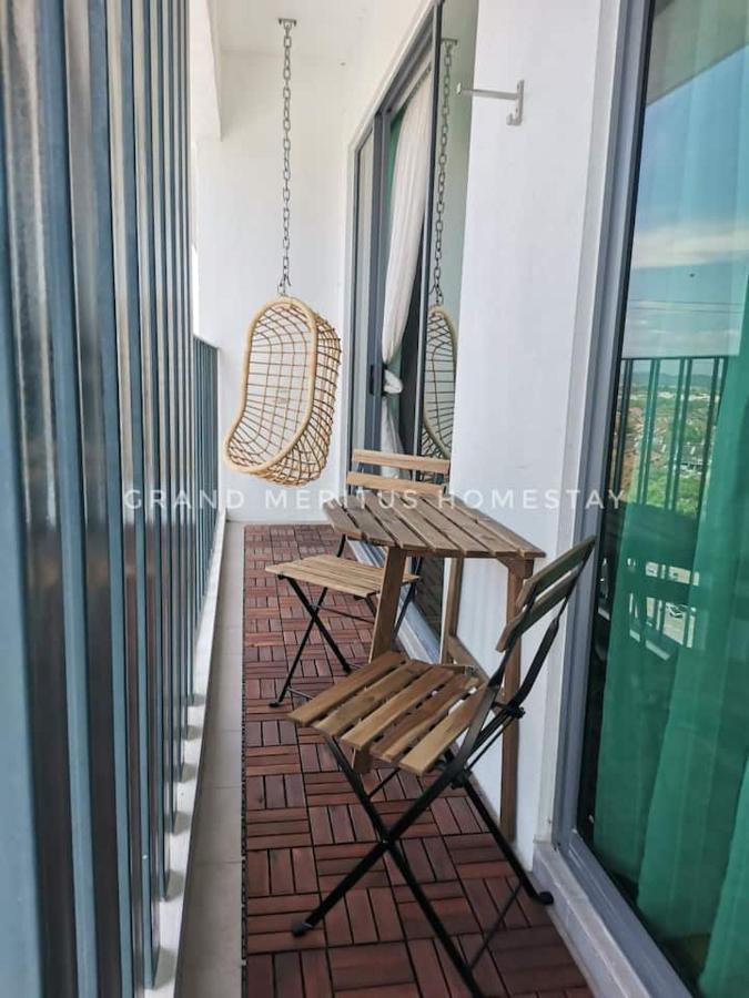 Grand Meritus Homestay @Penang Перай Экстерьер фото