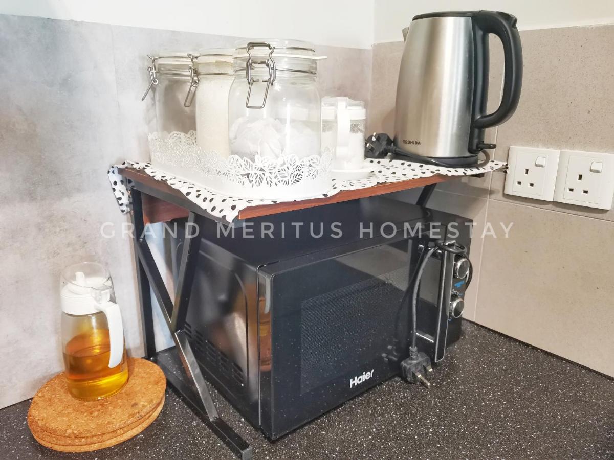 Grand Meritus Homestay @Penang Перай Экстерьер фото